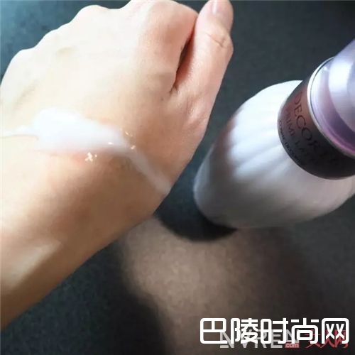 黛珂紫苏水+牛油果组合_这些日本护肤界传奇水乳CP组合 到底哪个适合你?