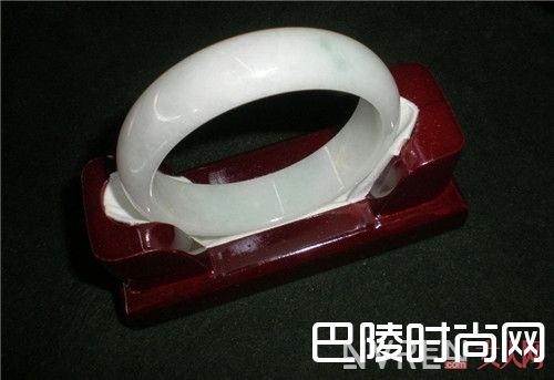 色泽鉴别珠宝首饰_不懂得如何鉴别珠宝首饰?看这里从此不让珠宝商忽悠