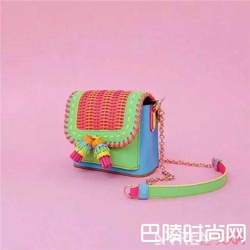 Sophia Webster包包推荐_万万没想到这些品牌还出包 居然还长得这么好看
