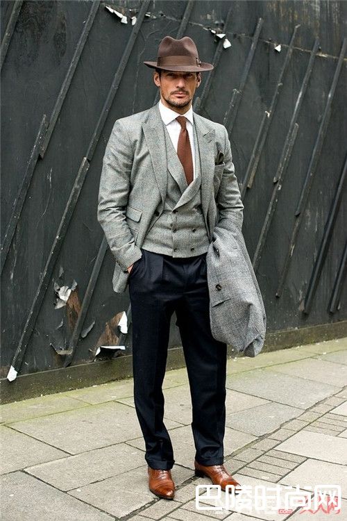 穿西装搭什么帽子好_男士哪4种配件穿出好品味？让你绅士品格尽显