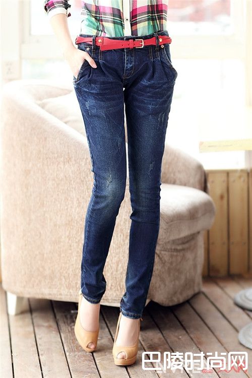 腿长如何搭配腰带_爱美的你还没用上腰带？春季穿衣最让你加分的饰品