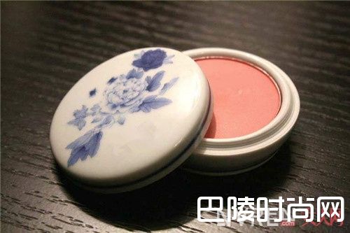 黄额介绍_中国古代人如何化妆？深度解剖古代女子如何化妆