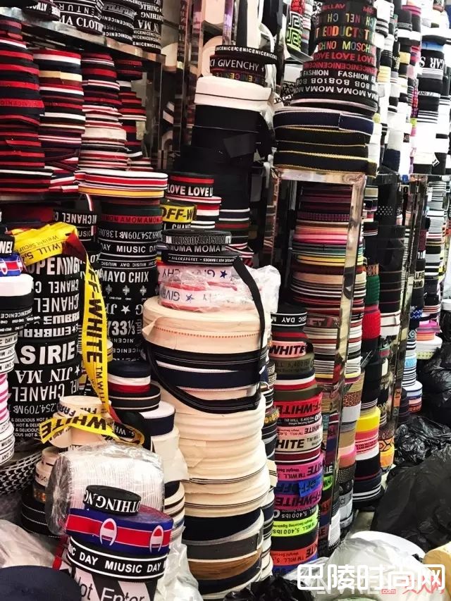 Off-white黄腰带_不用找了，2017春夏流行元素全在这里