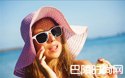 脸上长斑是什么原因导致_脸上长斑是什么原因？如何正确祛斑？