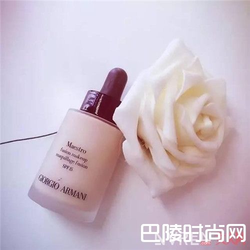 阿玛尼极缎丝柔精华粉底液简介_这8款好口碑粉底液 看看你有没有在用