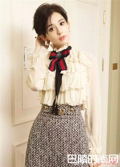 荷叶边蝴蝶结衬衫搭配_今年这些衬衫单品的新搭配 你get了吗？