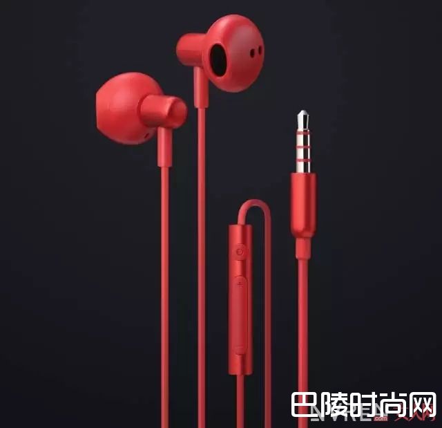 锤子耳机_近期新品大搜罗，会打饱嗝的存钱罐、香菜味薯片、终成官配的可乐和姜……