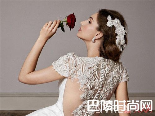 复古盘发特别适合哪种新娘_新娘婚礼变身攻略:哪种女神发型比整容还管用