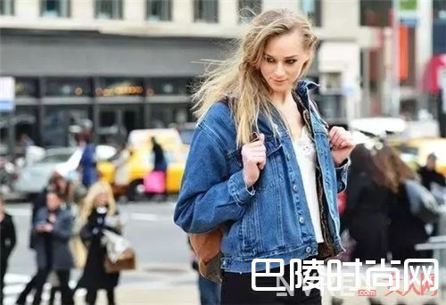 Oversized牛仔外套_今年春天 这4款单品一定要大了才好看!