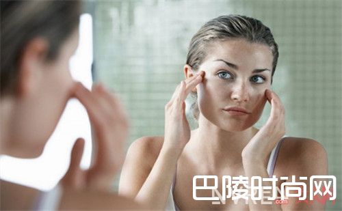 不同肤质如何祛斑_脸上长斑是什么原因？如何正确祛斑？