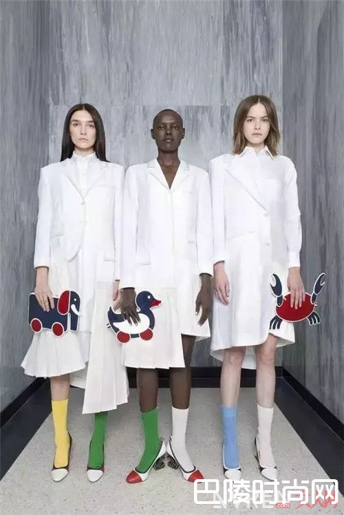 手包推荐_看完这些超赞的手包 你还觉得它单一可有可无吗？