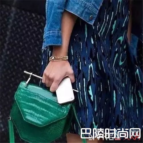 M2MALLETIER包包推荐_这些更具气质的包包 大牌女星们都已经背上了!