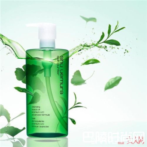 植村秀绿茶洁颜油简介_搜罗10款经典美妆品：女人必买18款经典美妆品有哪些？