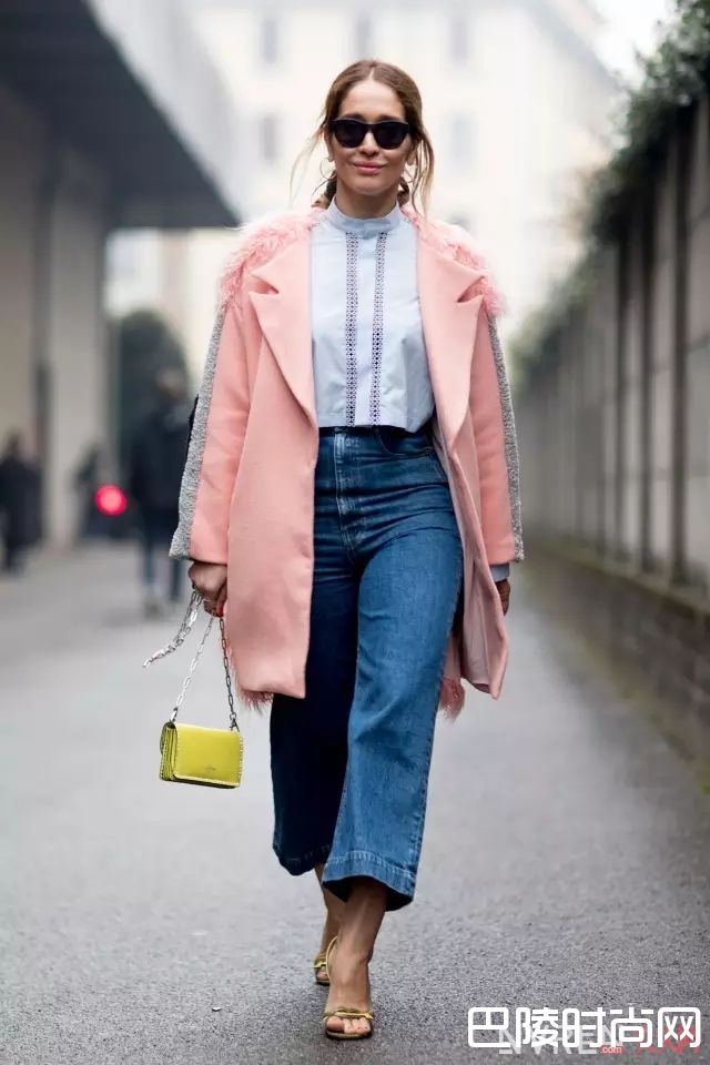 粉色配色_大爱粉色不装嫩，专属樱花粉的穿搭大法