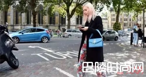 J.W Anderson包包推荐_这些更具气质的包包 大牌女星们都已经背上了!