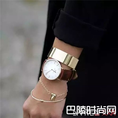 别让配饰喧宾夺主_学会这些配饰的搭配 你也可以很fashion