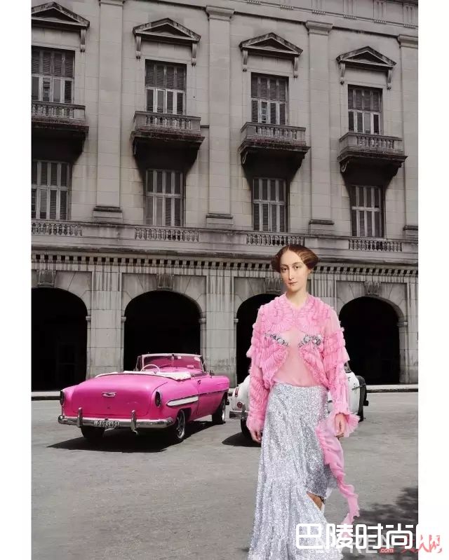 Preen品牌介绍_UGG变成仙女鞋了？居然还能配礼服裙穿