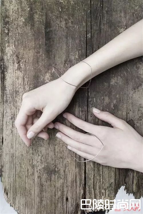 Agata Bieleń单品推荐_简约的优雅 开春时节少不了这些极简首饰