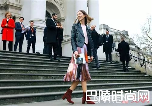 机车皮衣怎么穿_和《朗读者》一样好看的 还有董卿的那件外套!