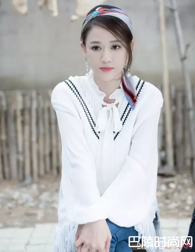 善用白衬衫_在对的地方下功夫，亚洲脸照样很时髦