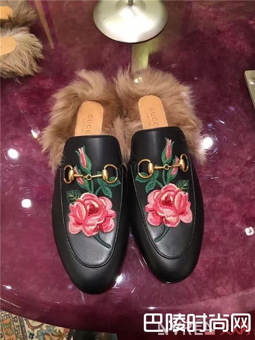 gucci毛毛拖鞋搭配什么潮流_潮流推荐:最近流行的8大潮品都有哪些