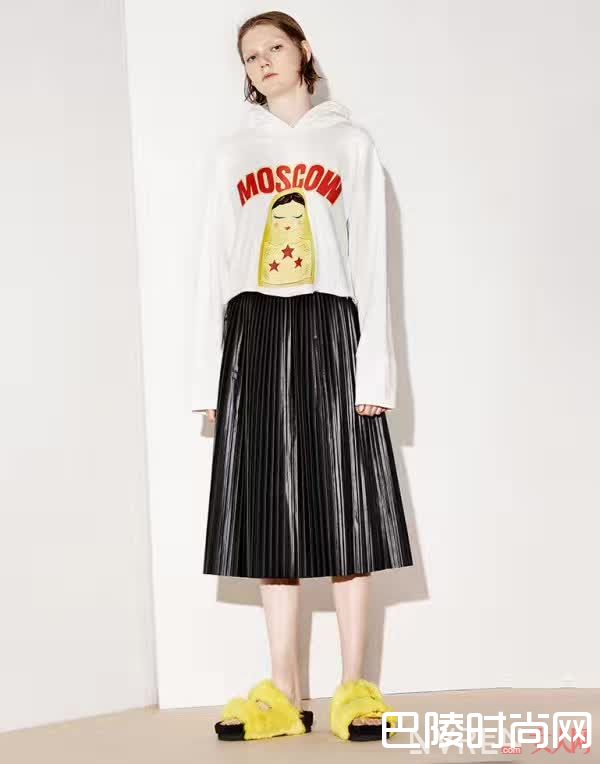 风琴裙/百褶裙_半身裙才是直男杀，6款小裙子教你穿出女人味