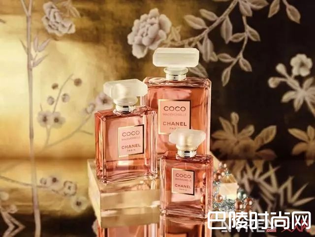 Chanel Mademoiselle变形金刚便携香水_有腔调当然有灵魂，这些香水妥妥地喷出气质