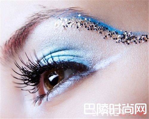 消除眼袋方法有哪些_如何才能消除眼袋？推荐去眼袋最有效的方法