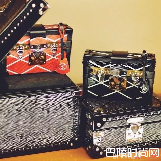 Louis Vuitton：Petite Malle_包包新宠：这几款一看就是经典不怕过季