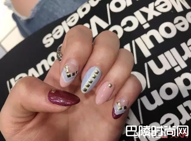 VALENTINO美甲_做一款Gucci、Valentino、Chanel限量款美甲，才配得上我攒钱买的包包