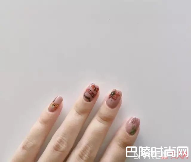 Gucci美甲_做一款Gucci、Valentino、Chanel限量款美甲，才配得上我攒钱买的包包