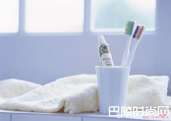 如何选择牙膏_怎样才能有一口小白牙？ 17款牙膏使用报告