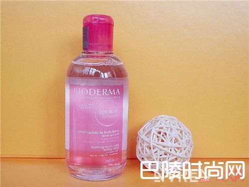 舒妍修护爽肤水_敏感肌肤终结者!教你用这10款护肤品让你的肌肤从此不敏感