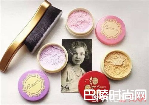 Bésame Setting Face Powder产品简介_值得你了解的8个冷门潜力股小众彩妆品牌