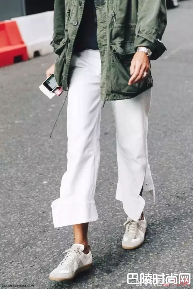 阔腿裤配小白鞋_最时髦的阔腿裤穿不好，很可能是你不会搭鞋子！