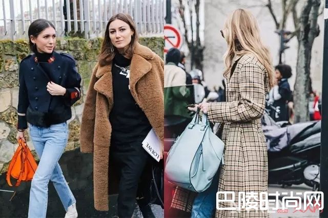 Loewe: Hammock Bag_值得投资的包包新宠：这几款一看就是经典不怕过季