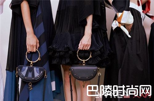 TOD'S SELLA折耳包简介_2017买什么包包潮流？这10款包买哪个都不会错！