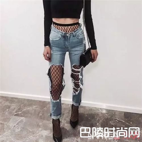 今年最热的渔网袜_今年最in的袜子 帮你轻松摆出凹造型