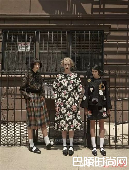 经典的白袜_今年最in的袜子 帮你轻松摆出凹造型