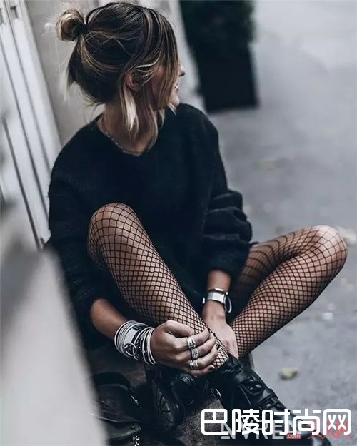 今年最热的渔网袜_今年最in的袜子 帮你轻松摆出凹造型