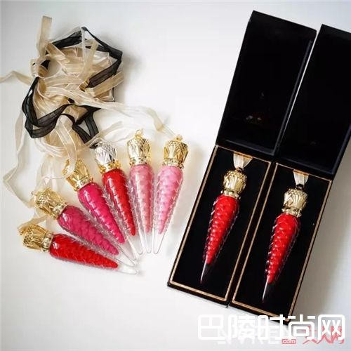 Christian Louboutin唇釉_2017唇釉当道 这些火爆了的唇釉你有几个？