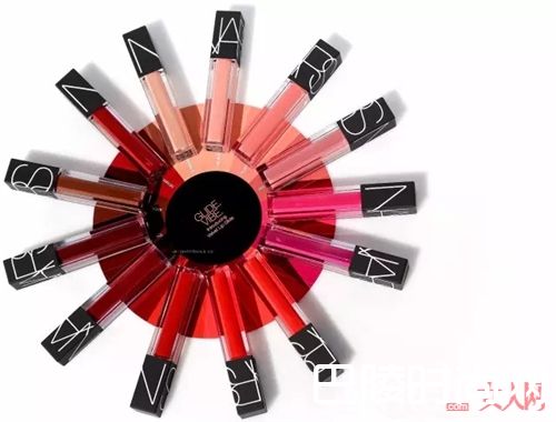 NARS 丝绒惹火唇釉_2017唇釉当道 这些火爆了的唇釉你有几个？