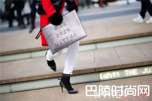 金属镭射包包推荐_复苏春天的少女感 先从买个包开始吧