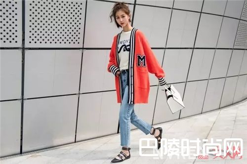 白色包包推荐_复苏春天的少女感 先从买个包开始吧