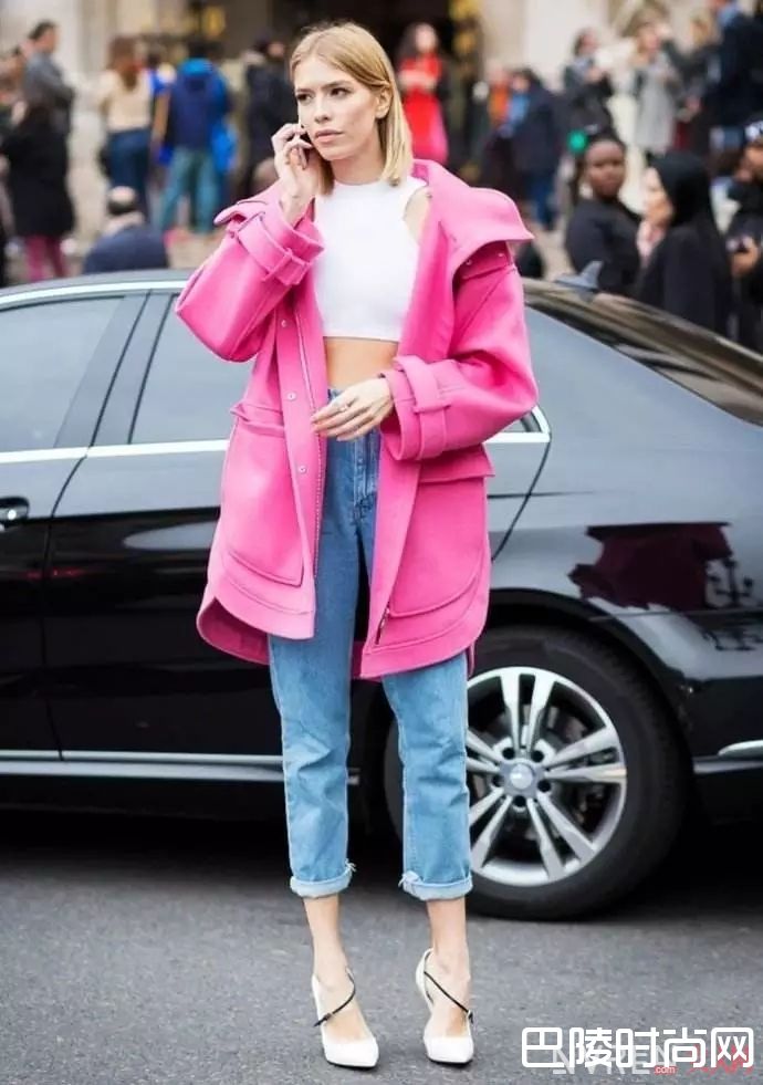  蓍草粉红_开春穿什么？2017年十大流行色让你美成一道风景线
