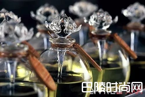 平价香水推荐_这10款不到300块的香水连评香师都爱