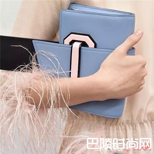 Prada包包推荐_今年要流行的这些包包 我都帮你找好了！