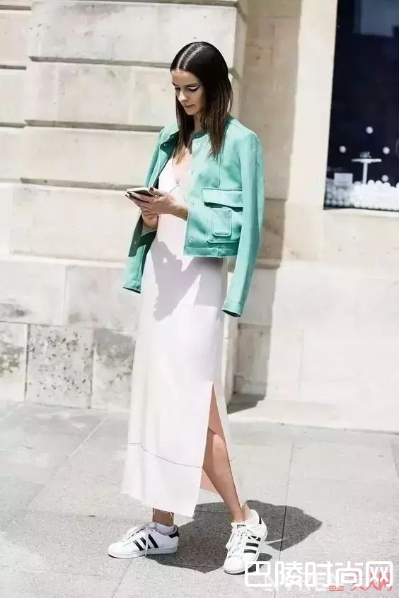 岛屿天堂蓝_开春穿什么？2017年十大流行色让你美成一道风景线