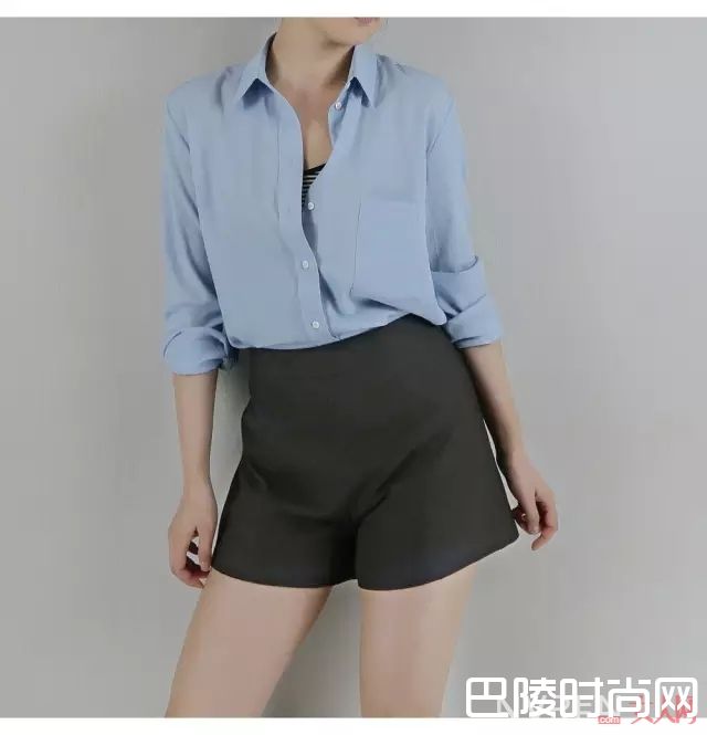 半裙配衬衫_半身裙的上面穿什么，照搬就能穿出高分