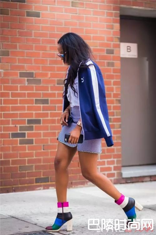 薄款夹克搭配_“空手”出门才叫时尚 这些简单搭配你懂吗？